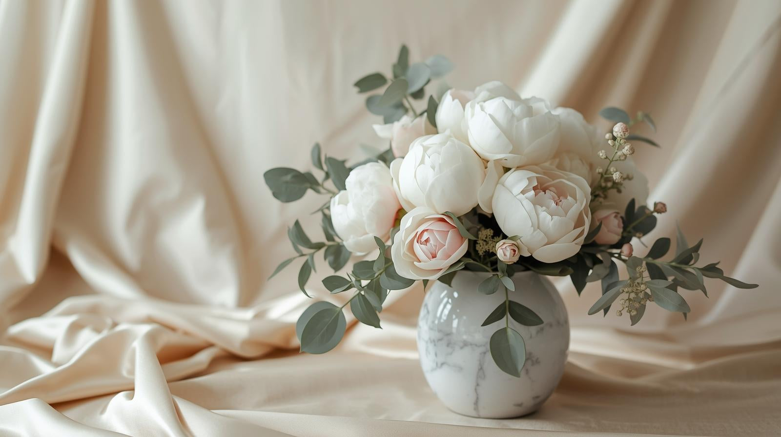 Top 5 Flower Trends for Weddings in 2025